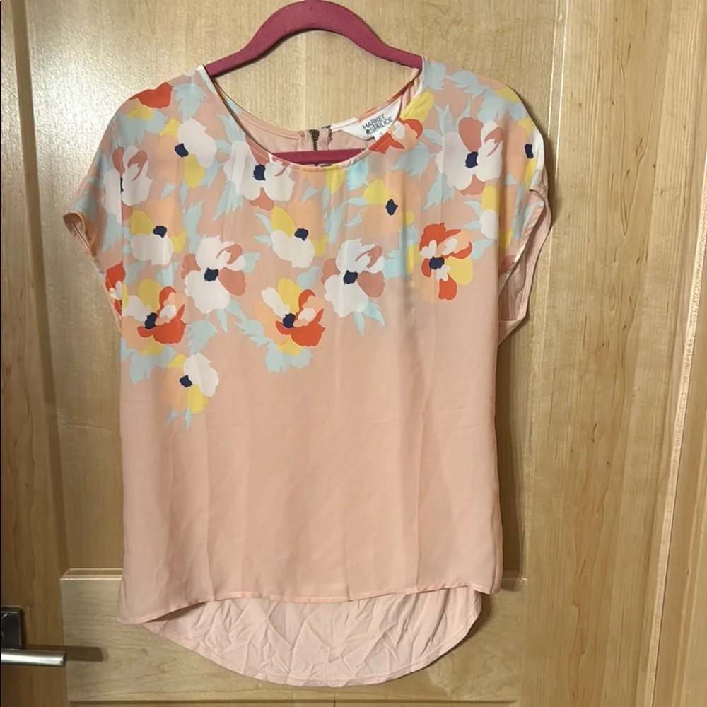 Market & Spruce Zayit Zip Back Top - Blush - Picture 1 of 3